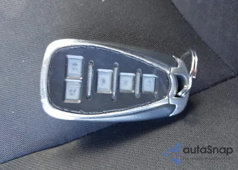 2018 Chevrolet Malibu Lt из США, поврежденный, VIN 1G1ZD5ST7JF233140